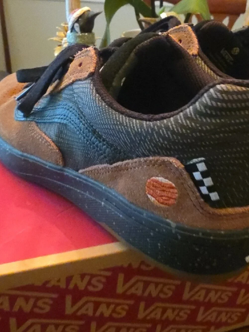 Vans Brown ZION Wright JUNIPER Suede Low-Top Sneakers with Black Trim